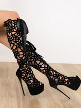 Talons Hauts à Lacets Peep Toe Découpés – Élégance et Audace